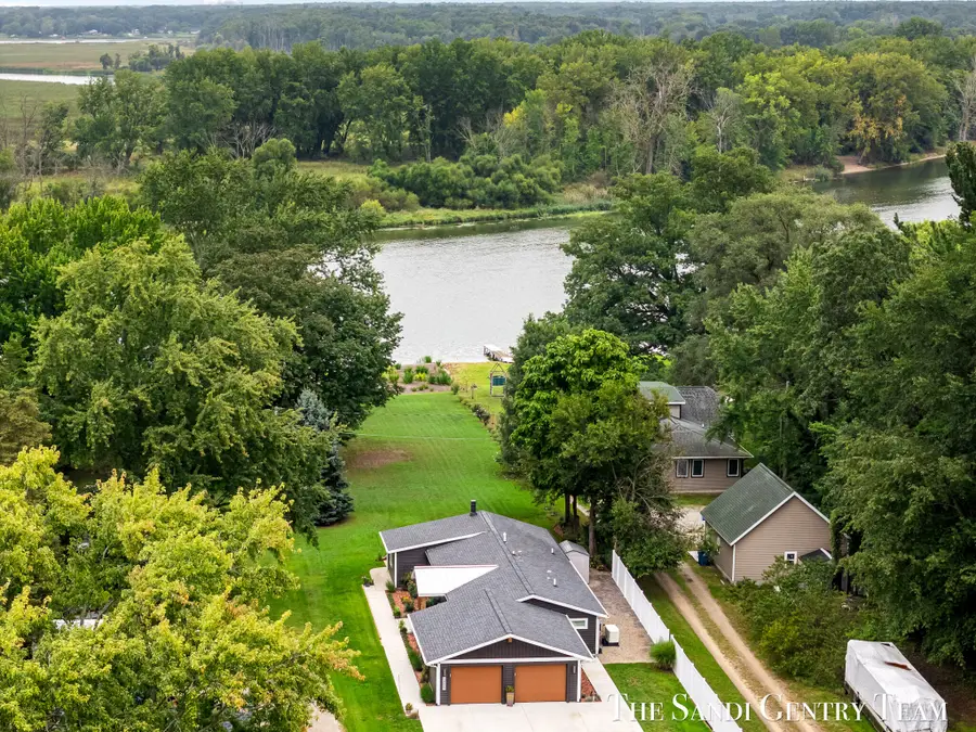 14603 Mercury Drive, Grand Haven, MI 49417 - #3