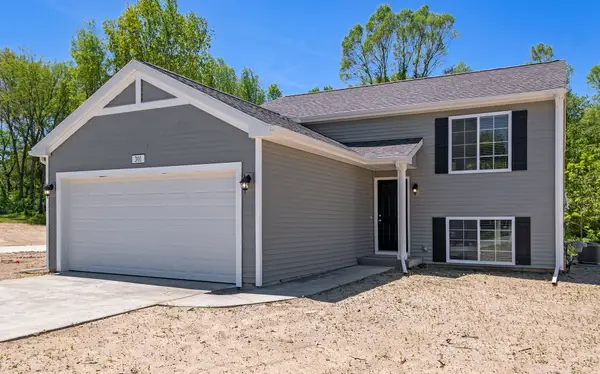 1506 Leonard Street, Big Rapids, MI 49307