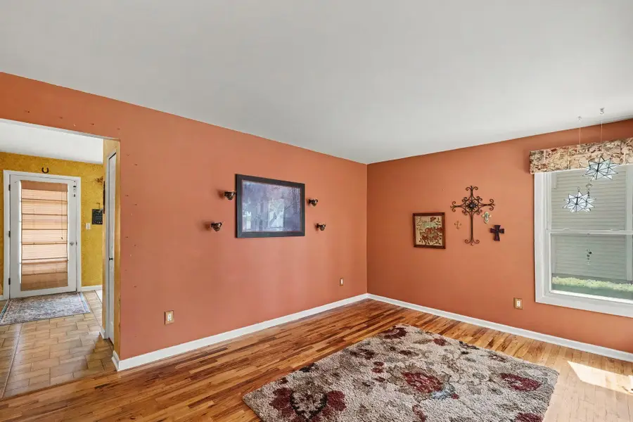 43666 Deborah Drive, Sterling Heights, MI 48313 - #3