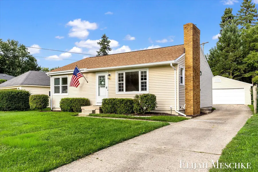 2071 Brandon Drive Nw, Grand Rapids, MI 49504 - #3