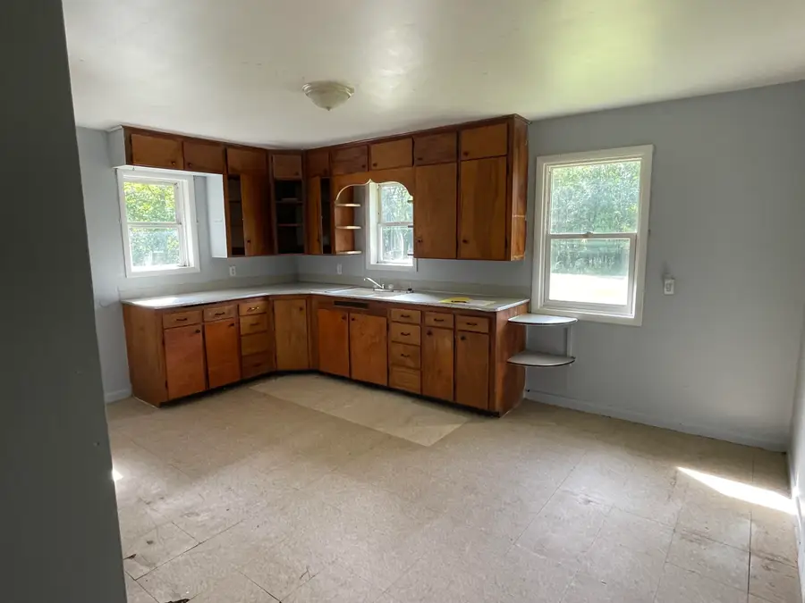 66 W Woodrow Road, Shelby, MI 49455 - #3