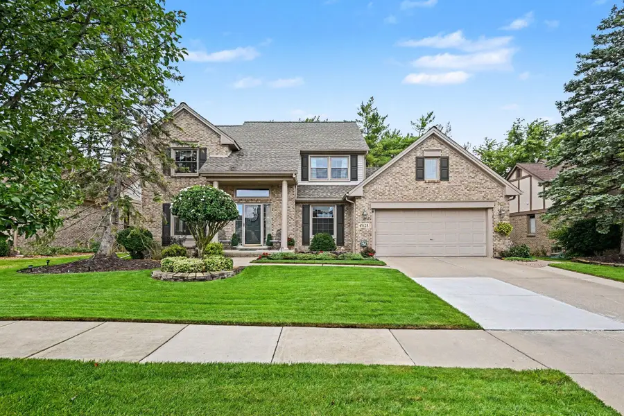 45128 Glengarry Road, Canton, MI 48188 - #2