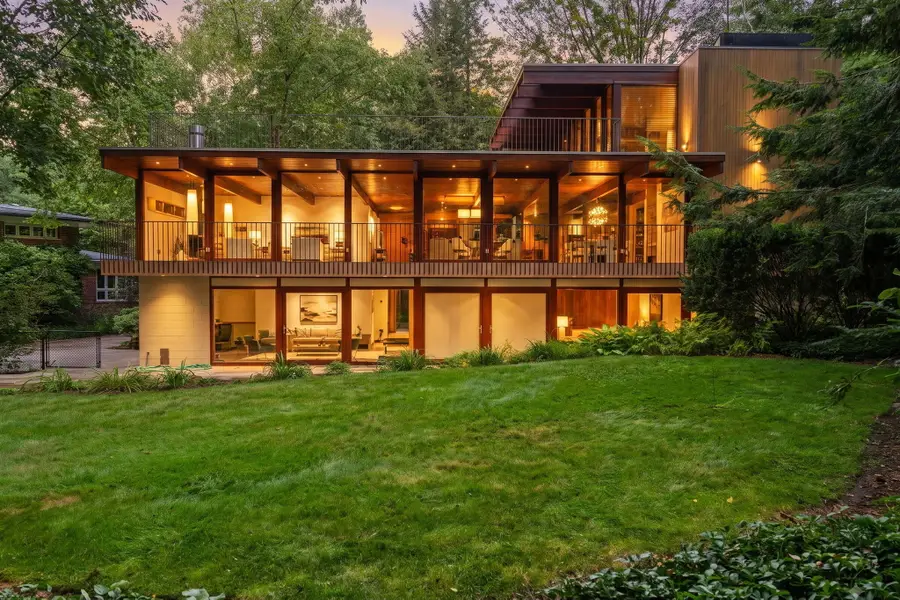 1030 Spruce Drive, Ann Arbor, MI 48104 - #3