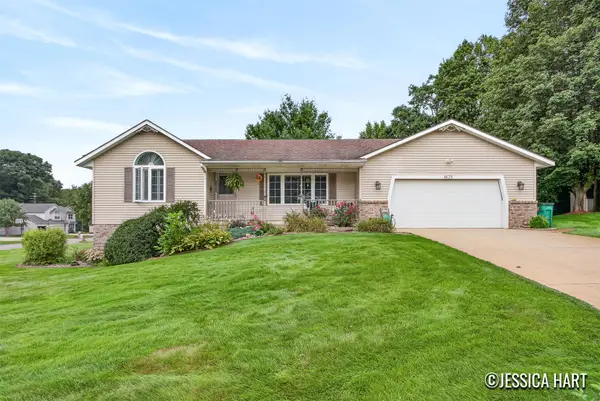 1675 Bramblewood Drive, Dorr, MI 49323