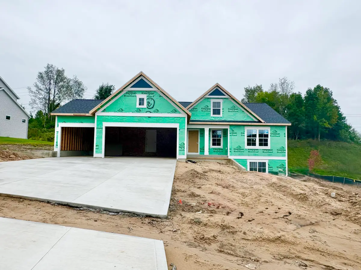 5925 Valley Point Drive Se, Caledonia, MI 49316 - #1