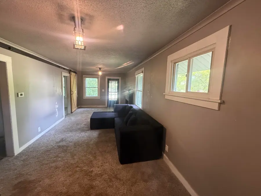 319 Watts Street, Jackson, MI 49203 - #3