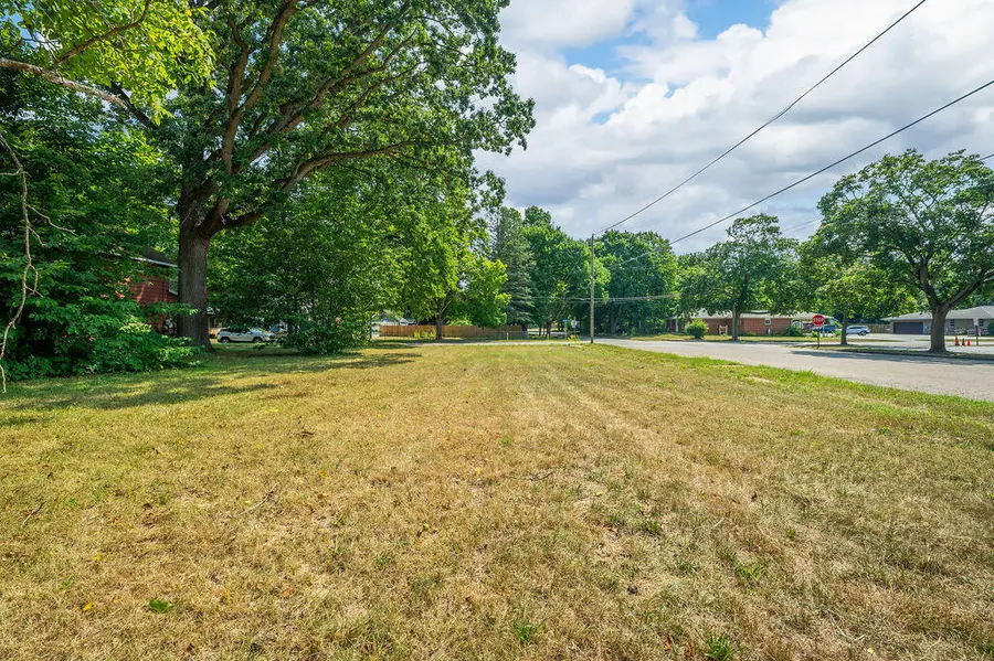 124 S State Street, Niles, MI 49120 - #2