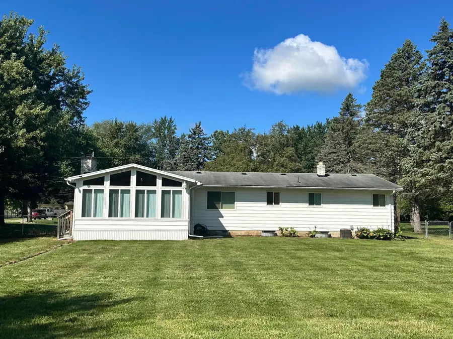 5168 Woodcliff Drive, Flint, MI 48504 - #3