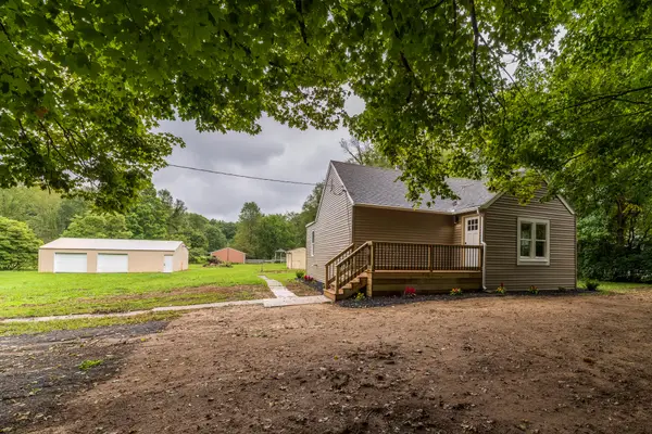 7400 N Riverview Drive, Kalamazoo, MI 49004
