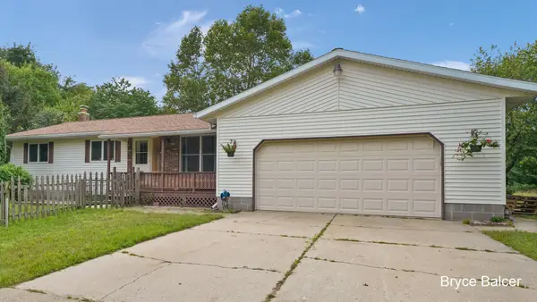 14855 Coalter Avenue Nw, Kent City, MI 49330