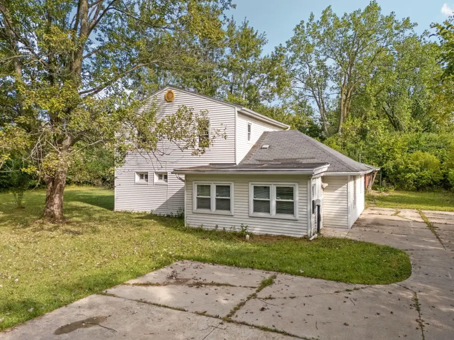 43650 Ecorse Road, Belleville, MI 48111 - #3