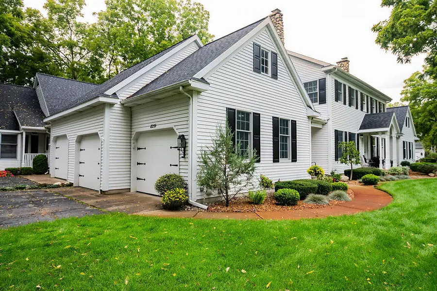8259 Wallinwood Springs Drive, Jenison, MI 49428 - #3