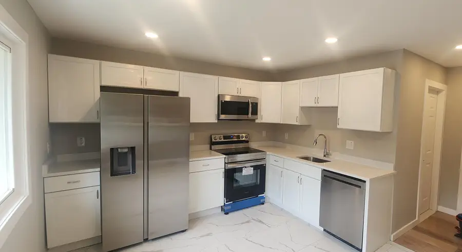 263 Kirk Avenue, Ypsilanti, MI 48197 - #2