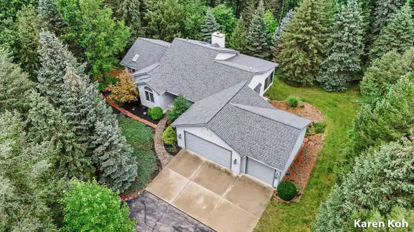 7079 Herrington Avenue Ne, Belmont, MI 49306