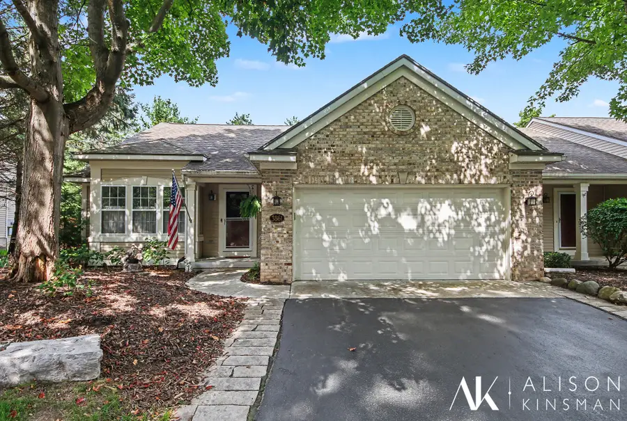 3861 Old Elm Drive Se, Kentwood, MI 49512 - #2