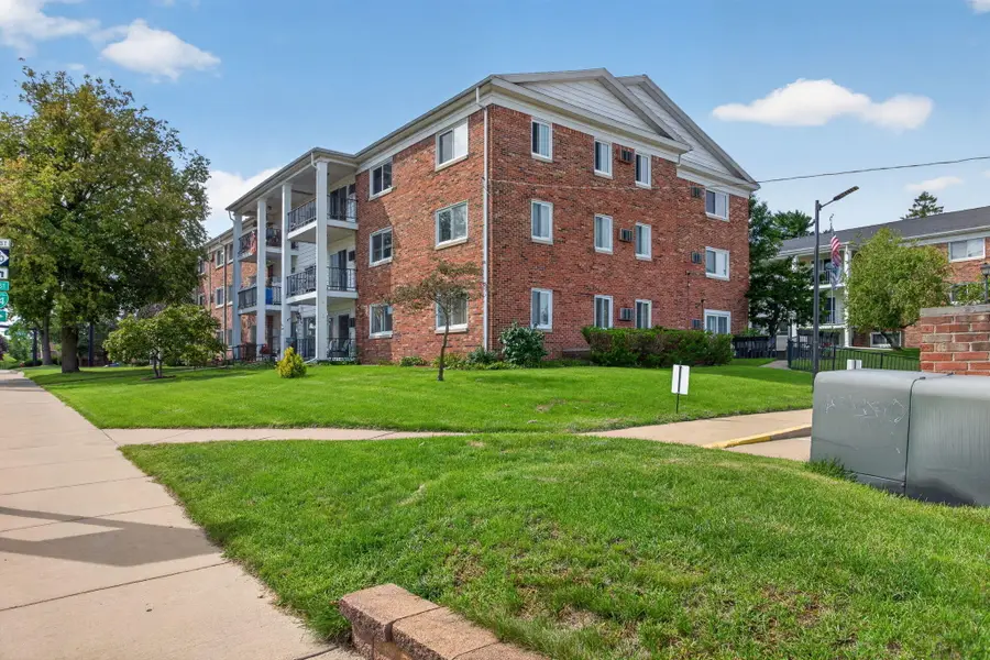 806 W Michigan Avenue #209W, Jackson, MI 49202 - #2