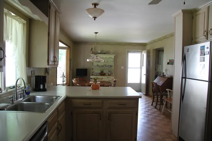 1416 Larrys Drive, Jackson, MI 49203 - #3