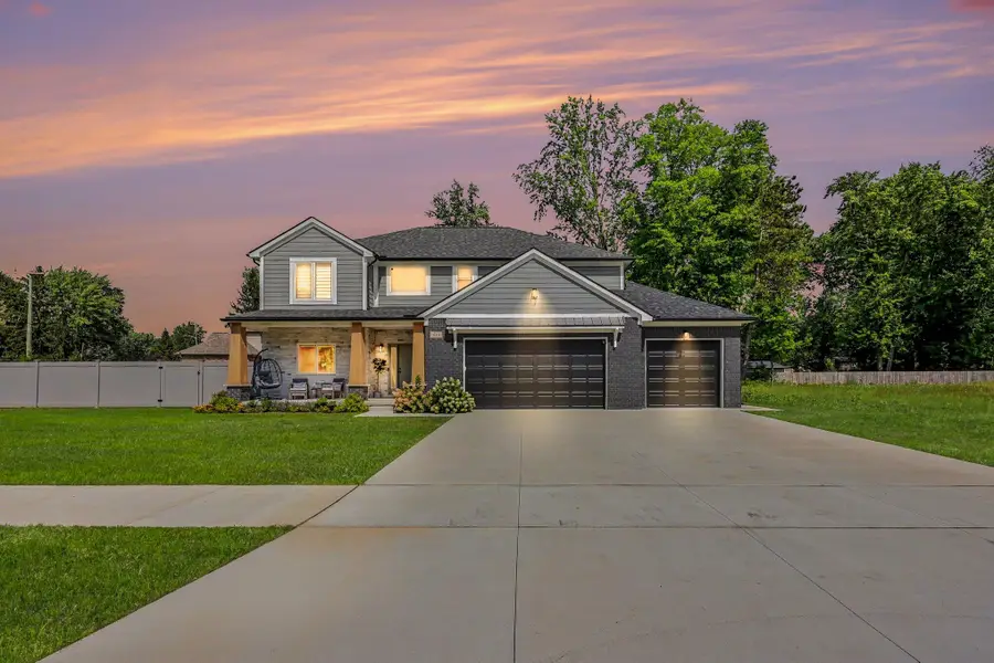29101 Brooke Meadows Court #20, Chesterfield, MI 48047 - #2