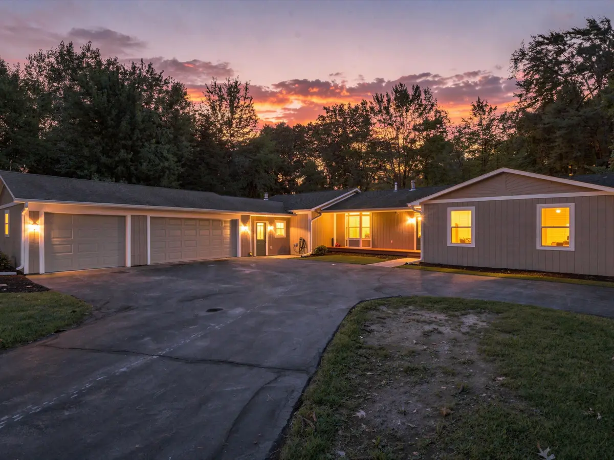 4493 Clifford Road, Brighton, MI 48116 - #1