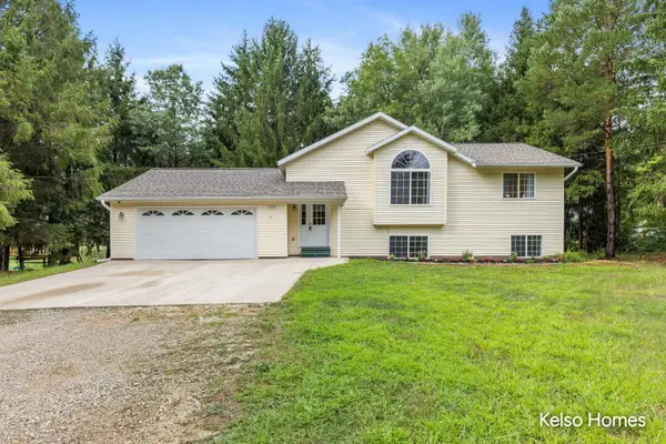 11574 Linda Lane, Gowen, MI 49326