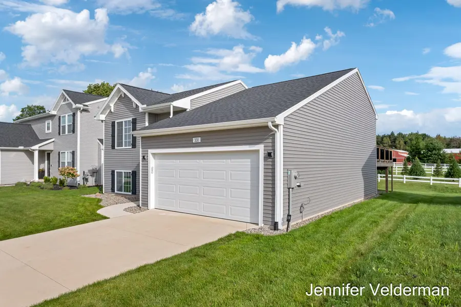 331 N Tannenbaum Trail, Cedar Springs, MI 49319 - #3
