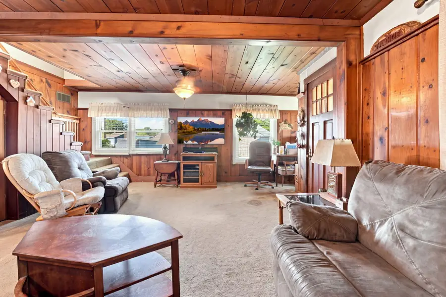 204 Lathrop Avenue, Algonac, MI 48001 - #2