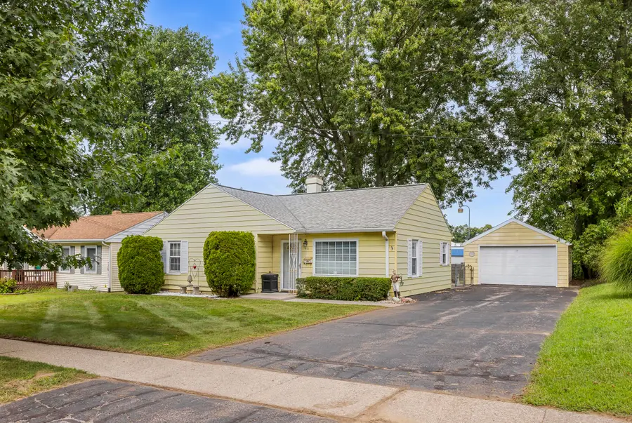 421 Weeks Avenue, Battle Creek, MI 49015 - #2
