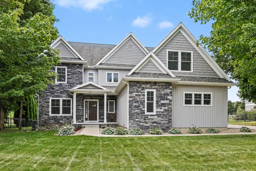 1192 Forest Brook Drive, Saint Joseph, MI 49085 - #3