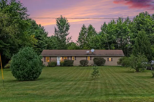 8625 Columbia Avenue, Eau Claire, MI 49111