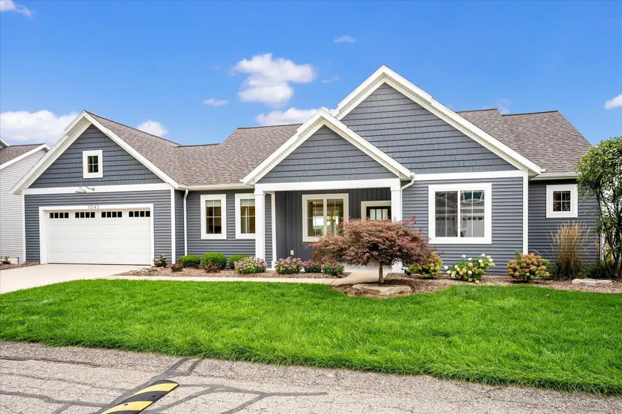 1043 Castlebay Way, Hudsonville, MI 49426 - #3