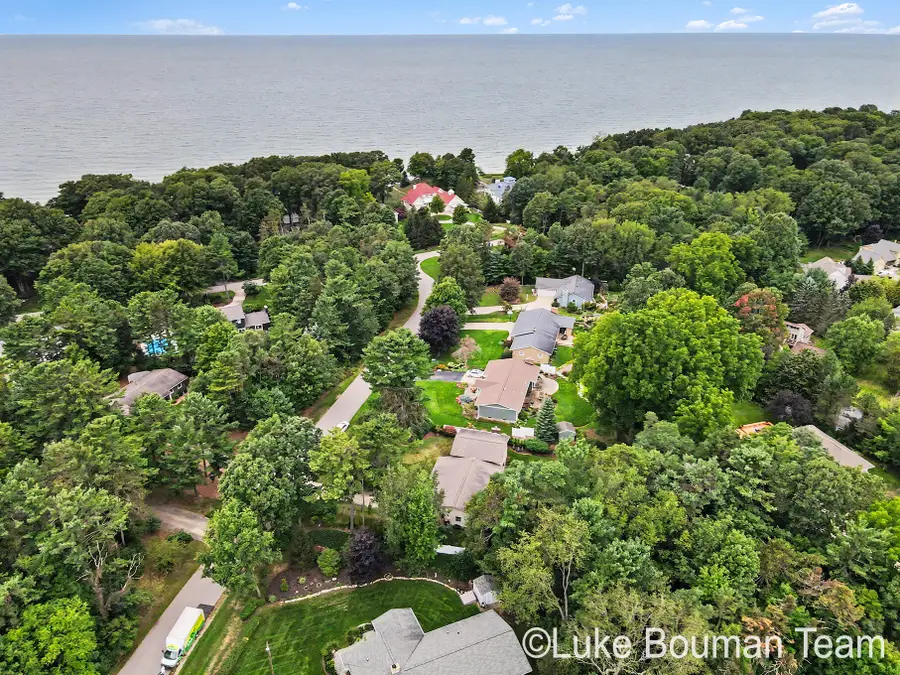 17521 Whippoorwill Drive, Grand Haven, MI 49417 - #2