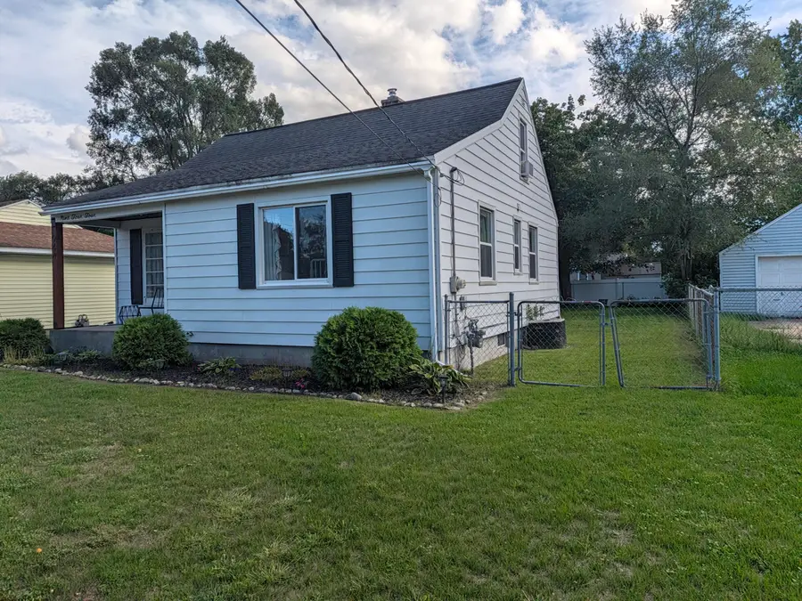 944 Kentfield Street Sw, Wyoming, MI 49509 - #3