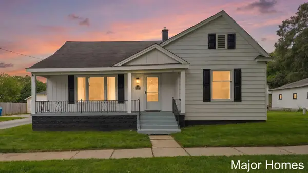 11418 Kirby Street Se, Alto, MI 49302