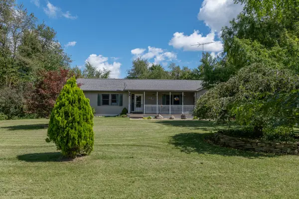 5749 Pioneer Road, Osseo, MI 49266