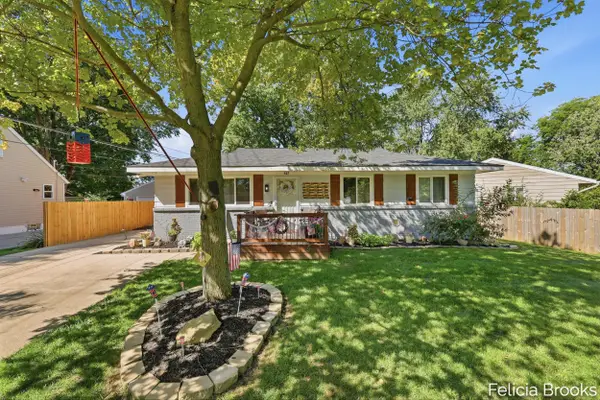 457 Parkside Avenue Nw, Grand Rapids, MI 49534
