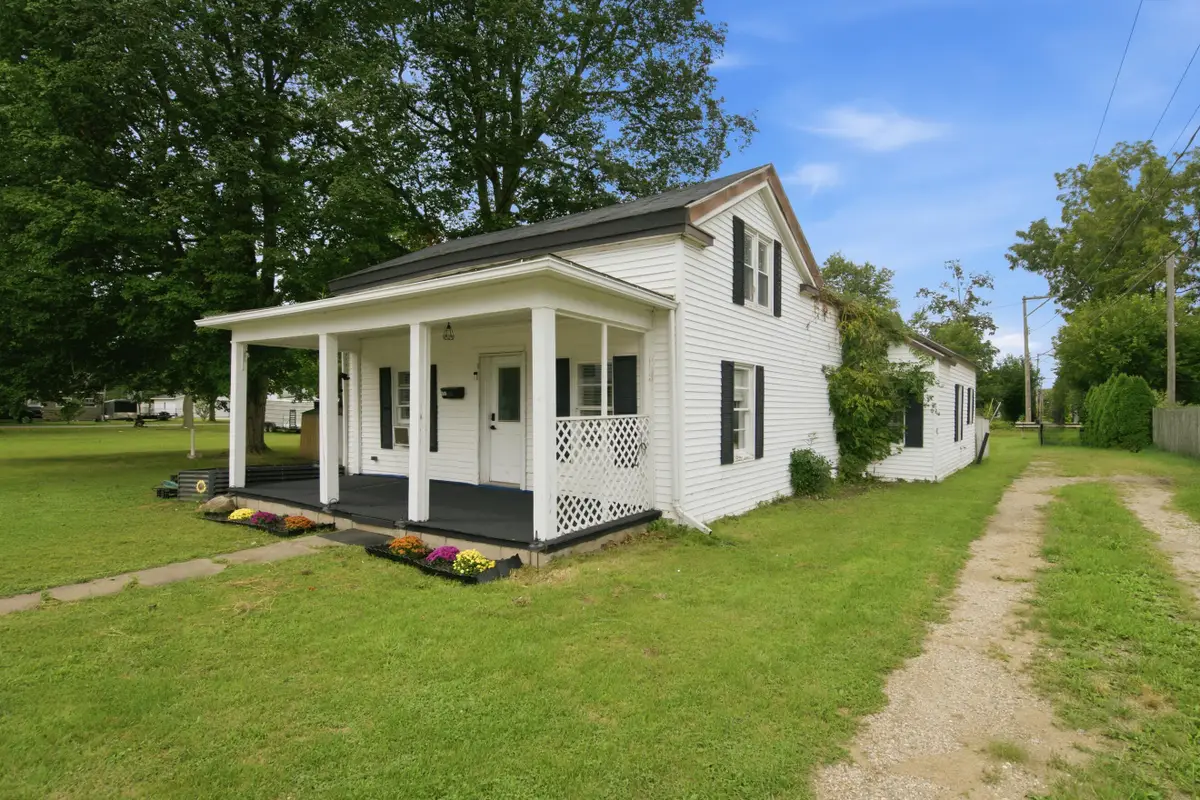 265 W 4th Street, Constantine, MI 49042 - #1