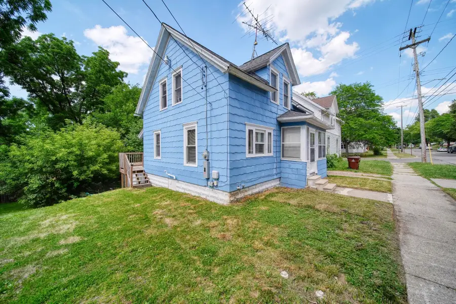 1516 Plymouth Street, Jackson, MI 49203 - #2