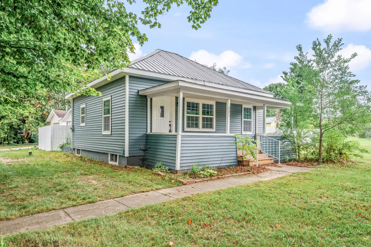 301 E Angel Avenue, Barryton, MI 49305 - #1