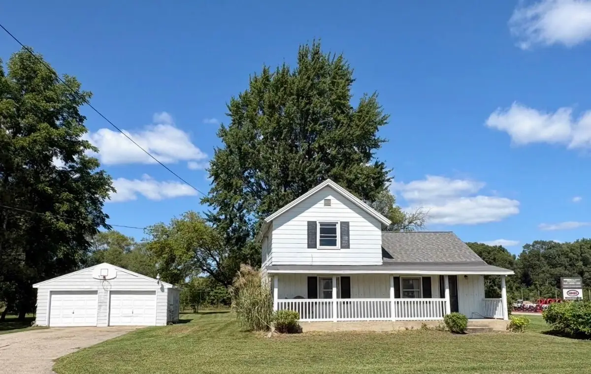 415 W 136th Street, Grant, MI 49327 - #1
