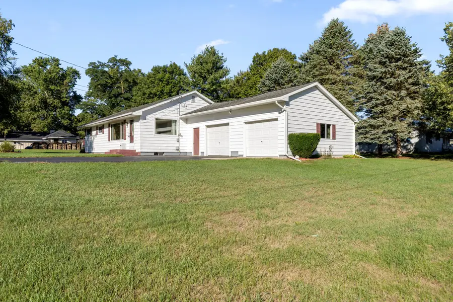 317 E 2nd Street, Trufant, MI 49347 - #2