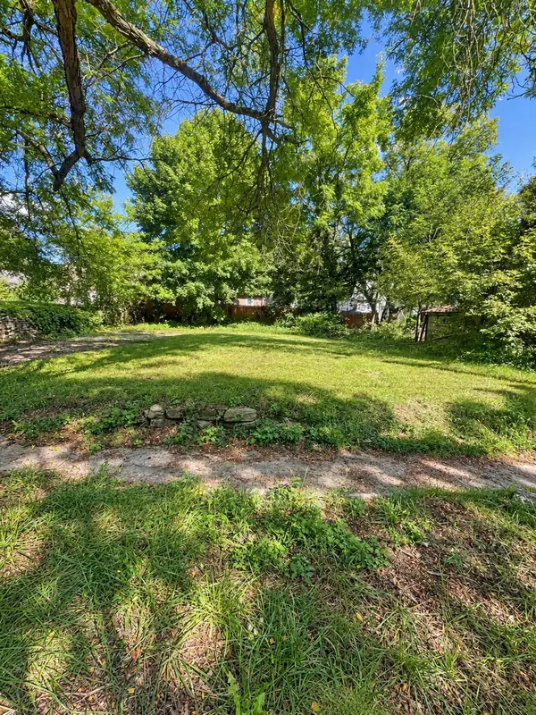 1215 Williams Street, Jackson, MI 49203