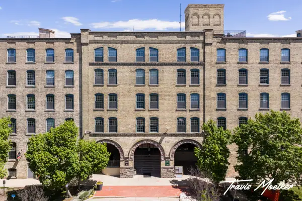 940 Monroe Avenue Nw #127, Grand Rapids, MI 49503