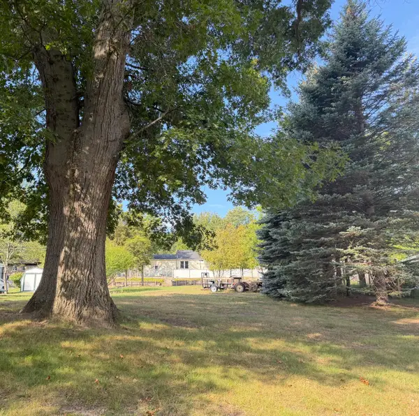 1029 N Rath Avenue, Ludington, MI 49431