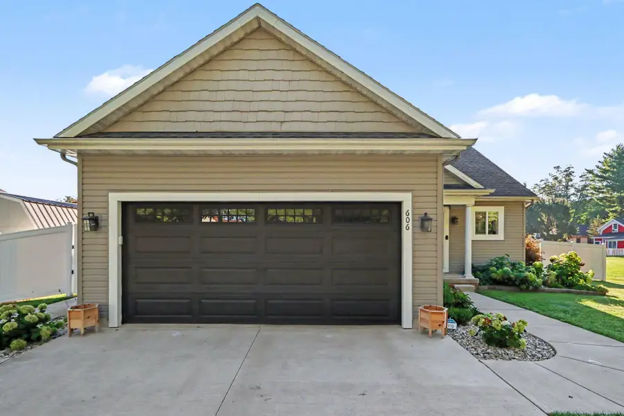 606 N Park Street, Union City, MI 49094 - #2