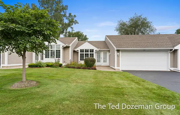 897 Clareridge Court, Holland, MI 49423