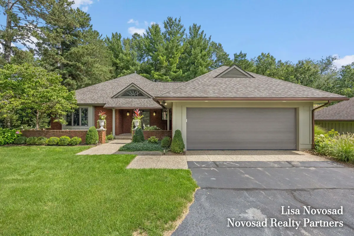 3589 Charlevoix Drive Se, Grand Rapids, MI 49546 - #1