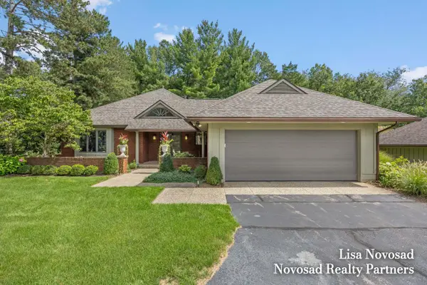 3589 Charlevoix Drive Se, Grand Rapids, MI 49546