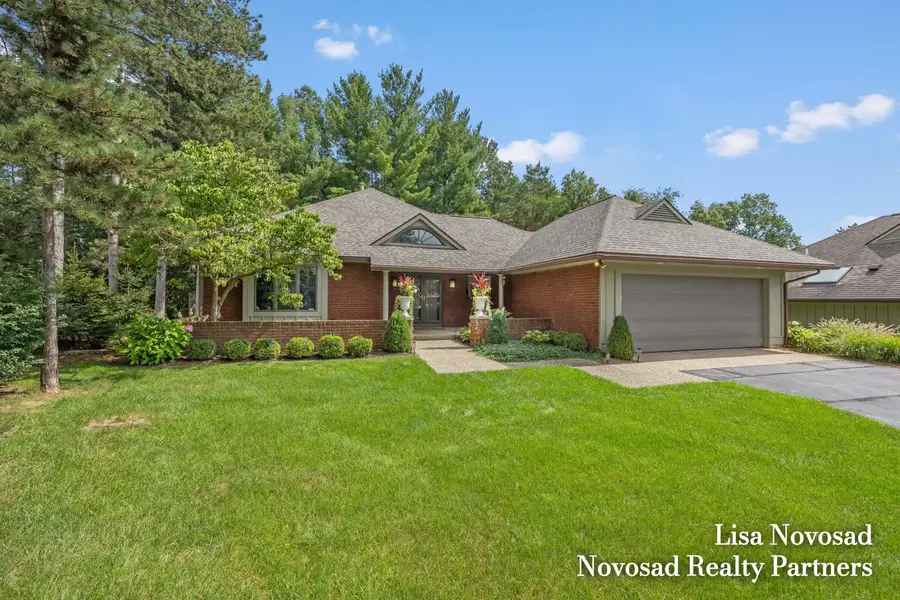 3589 Charlevoix Drive Se, Grand Rapids, MI 49546 - #3