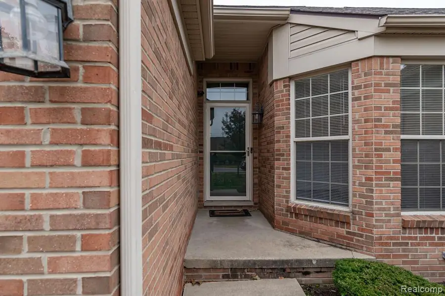 106 Carson Drive, Westland, MI 48185 - #2