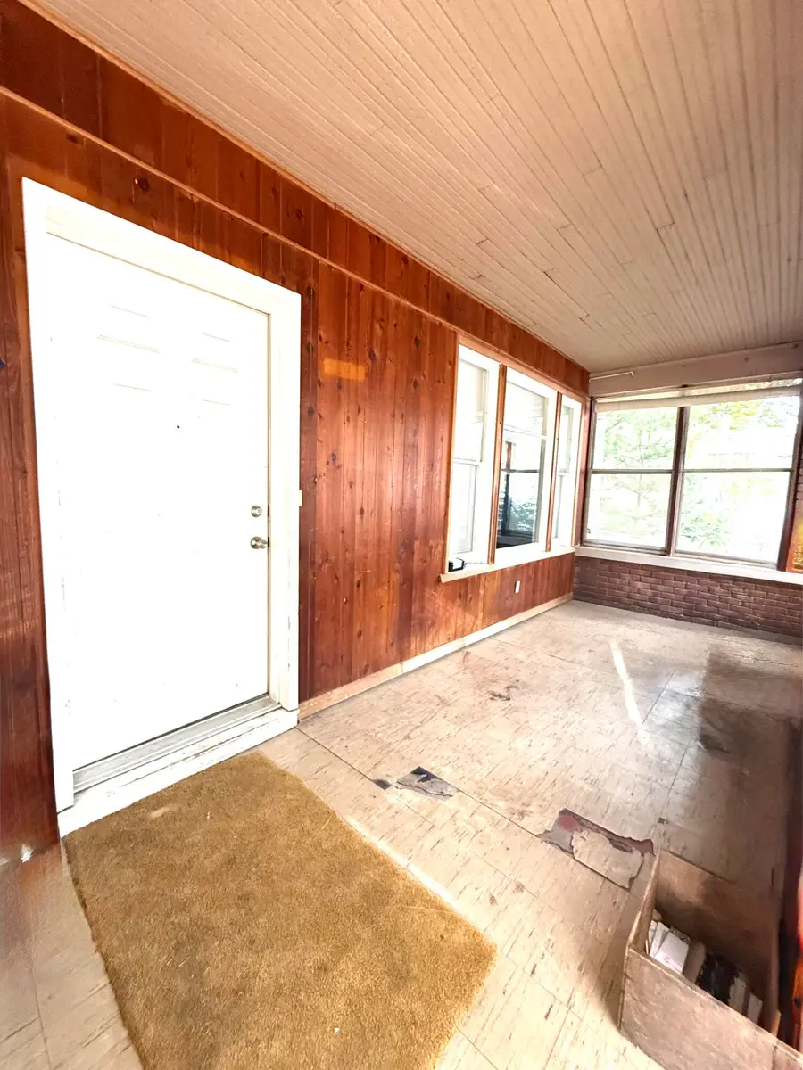 1017 Harrison Avenue, Saint Joseph, MI 49085 - #2